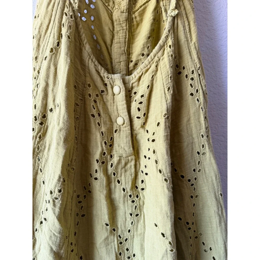 Free People Green Eyelet Lace Halter Midi Dress Button Front Boho size small
